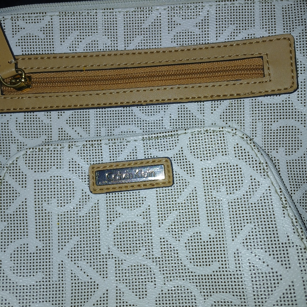 Calvin Klein purse - Picture 2 of 2